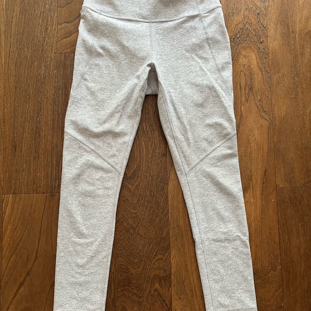 Outdoor Voices Women’s Light Gray Leggings